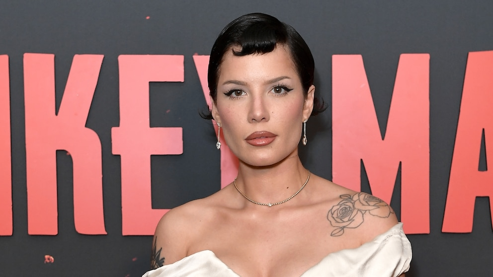 halsey makeup